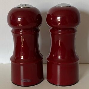 Trudeau Pepper & Salt Mill Set New Acrylic Burgundy Red EUC 4.25” Modern Rare